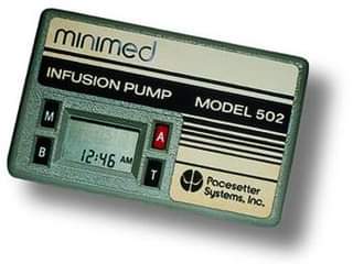 1983년 상용화된 메드트로닉 인슐린 펌프 미니메드 502