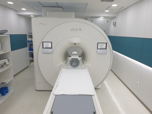 유나이티드이미징 uMR 780 제품 이미지