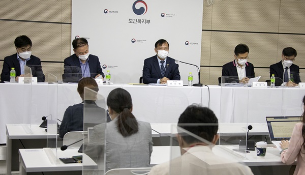 ������ 2���� ���Ա��ڴ� ����ȸ