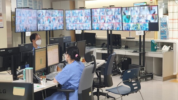 �����Ƿ�� �ڷγ�19 ���ջ�Ȳ��