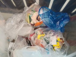 플라스틱 폐기물