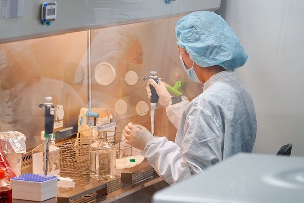연세사랑병원은 2008년 세포치료연구소를 설립해 꾸준히 새로운 치료법 개발에 열정을 쏟고 있다.&nbsp;<br>
