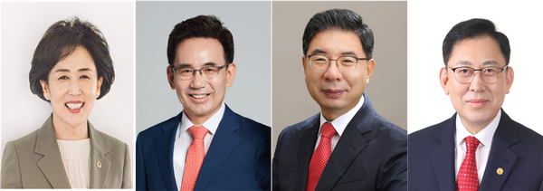 (왼쪽부터 가나다순) 권영희 서울시약사회장, 김종환 전 서울시약사회장, 박영달 경기도약사회장, 최광훈 대한약사회장