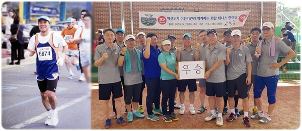 육상경기 사진(왼쪽)과 전주시테니서협회 대회 기념촬영 사진.&nbsp;