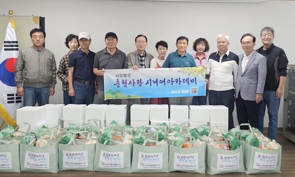 ��õ��� �ôϾ��ī���� ȸ������ 2�� �߼������� �¾� �ҿ��̿��� ������Ʈ ���� ���ϸ� ������� ��縦 ������.