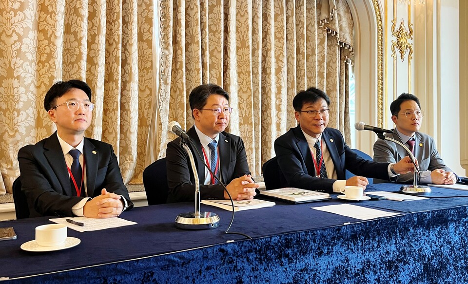 ���ʺ��� ���ѳ����ǻ�ȸ ����ö �ѹ��̻�, ������ �ѹ���ȸ��, ����� ������ȸ��, ������ �����̻�