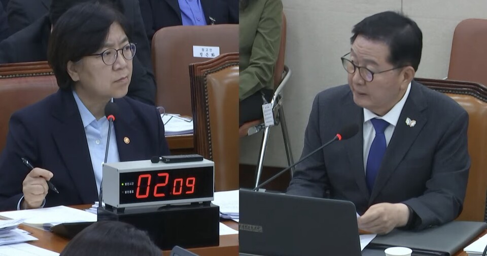 왼쪽부터 정은경 복지부 장관, 장종태 민주당 의원.