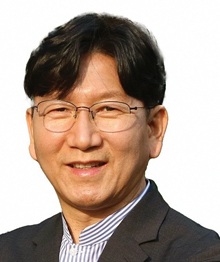 우봉식<br>한국회복기재활연구소 소장<br>&lt;전 의협 의료정책연구소장, 의사평론가&gt;<br>