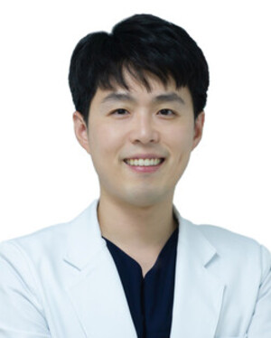 청담우리들병원, 43주년 기념 척추 건강 강좌 개최! 허리 통증의 원인부터 관리법까지